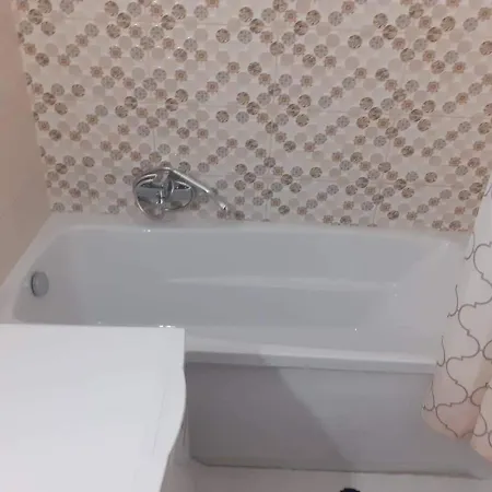 Daroczi 3 Apartman *